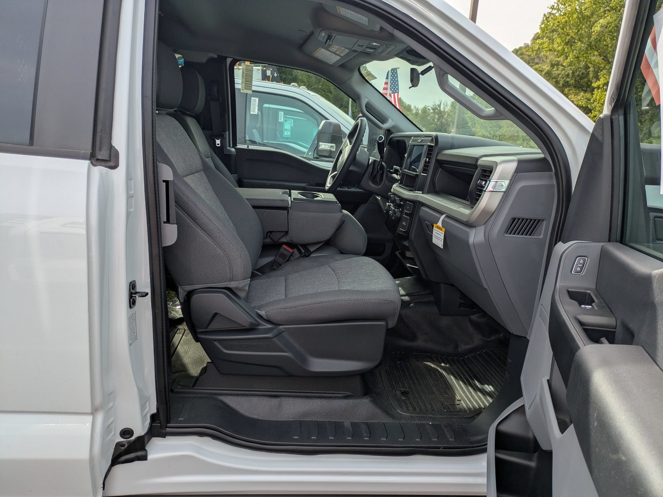 2026 Ford Super Duty F-550 DRW XL
