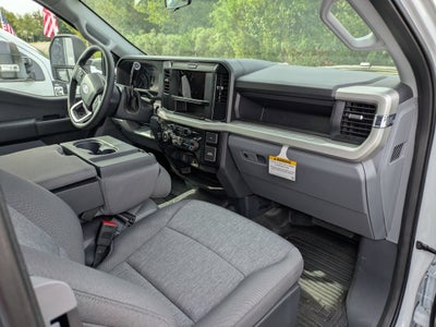2026 Ford Super Duty F-550 DRW XL