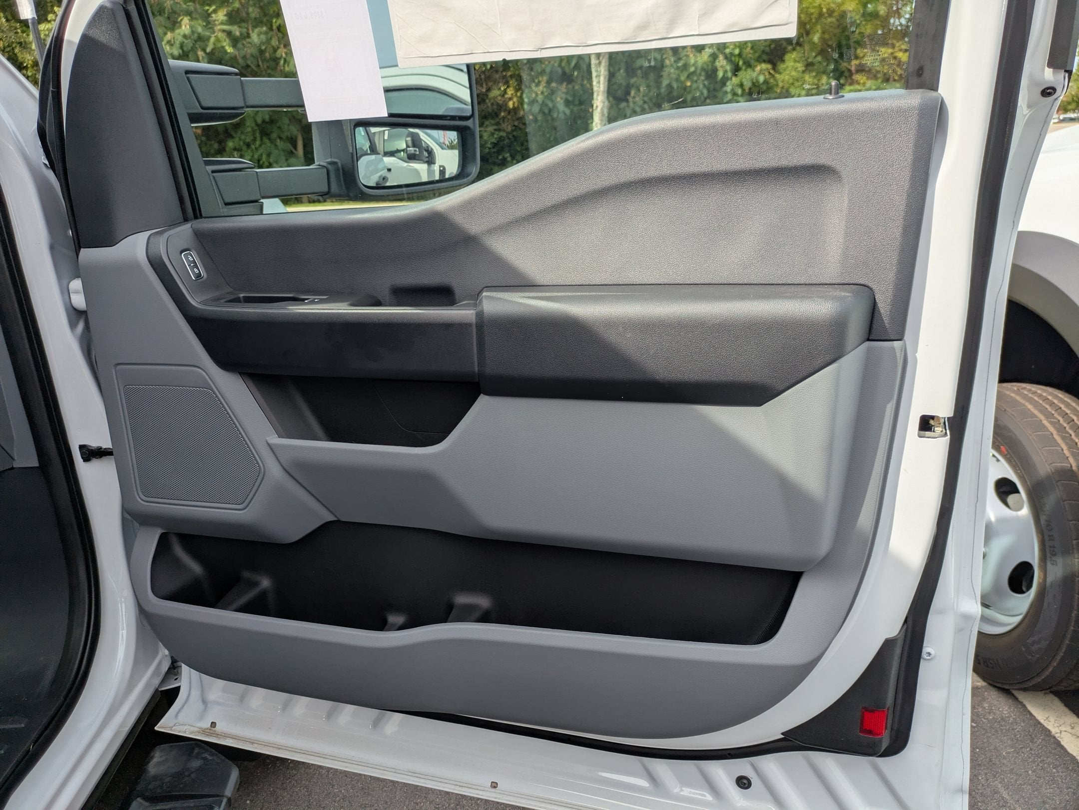 2026 Ford Super Duty F-550 DRW XL