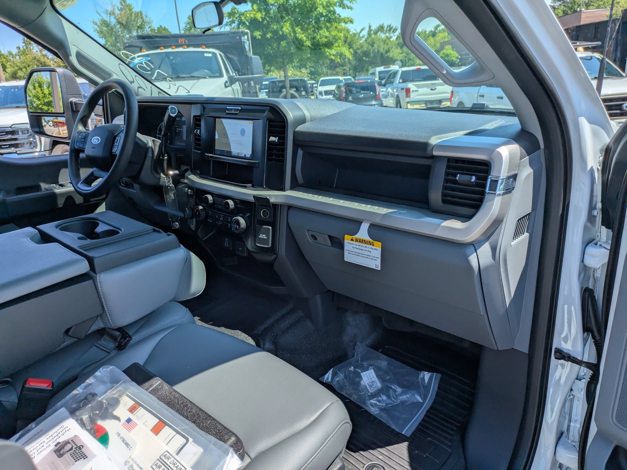 2026 Ford Super Duty F-550 DRW XL