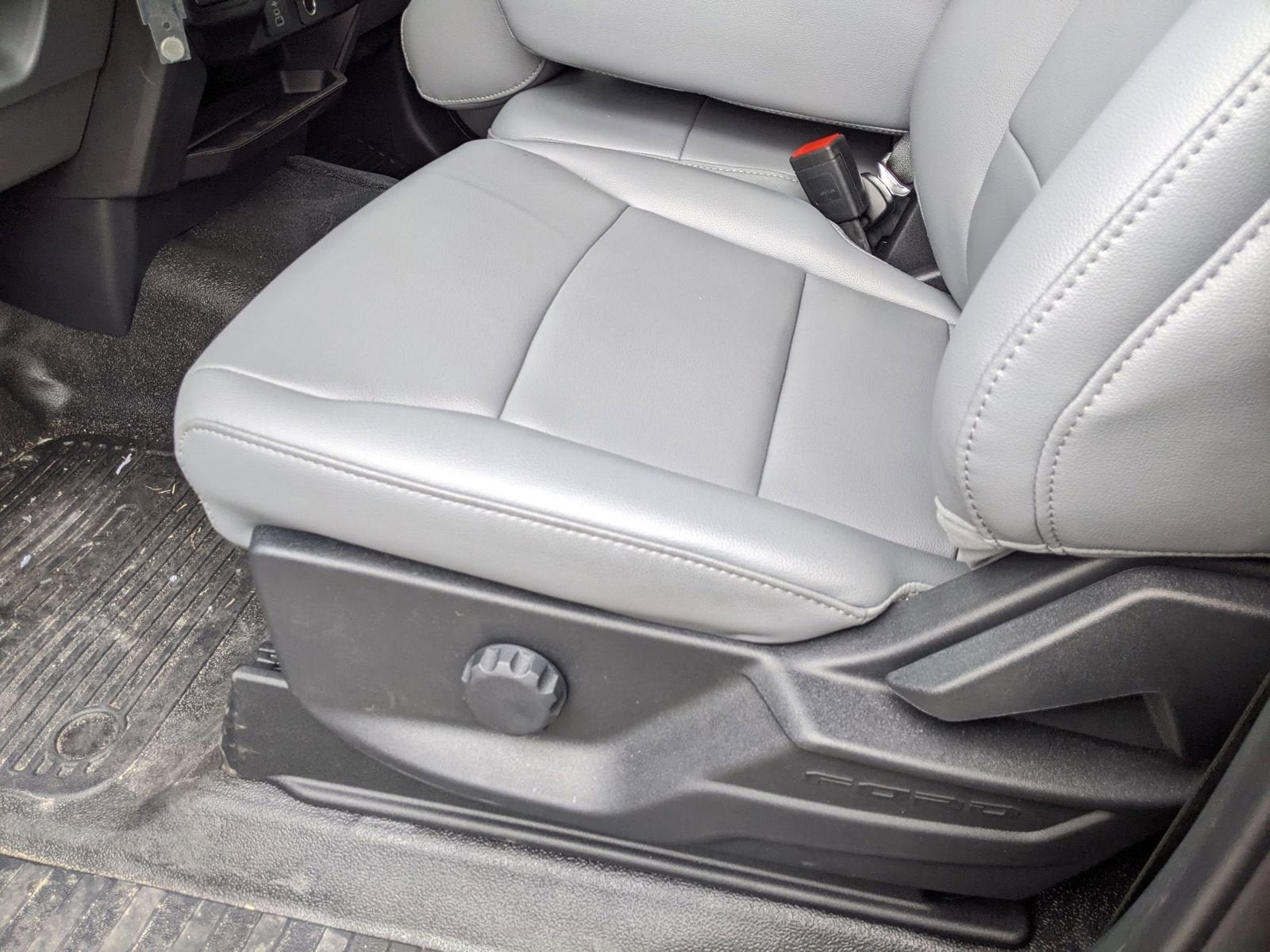 2024 Ford Super Duty F-550 DRW XL