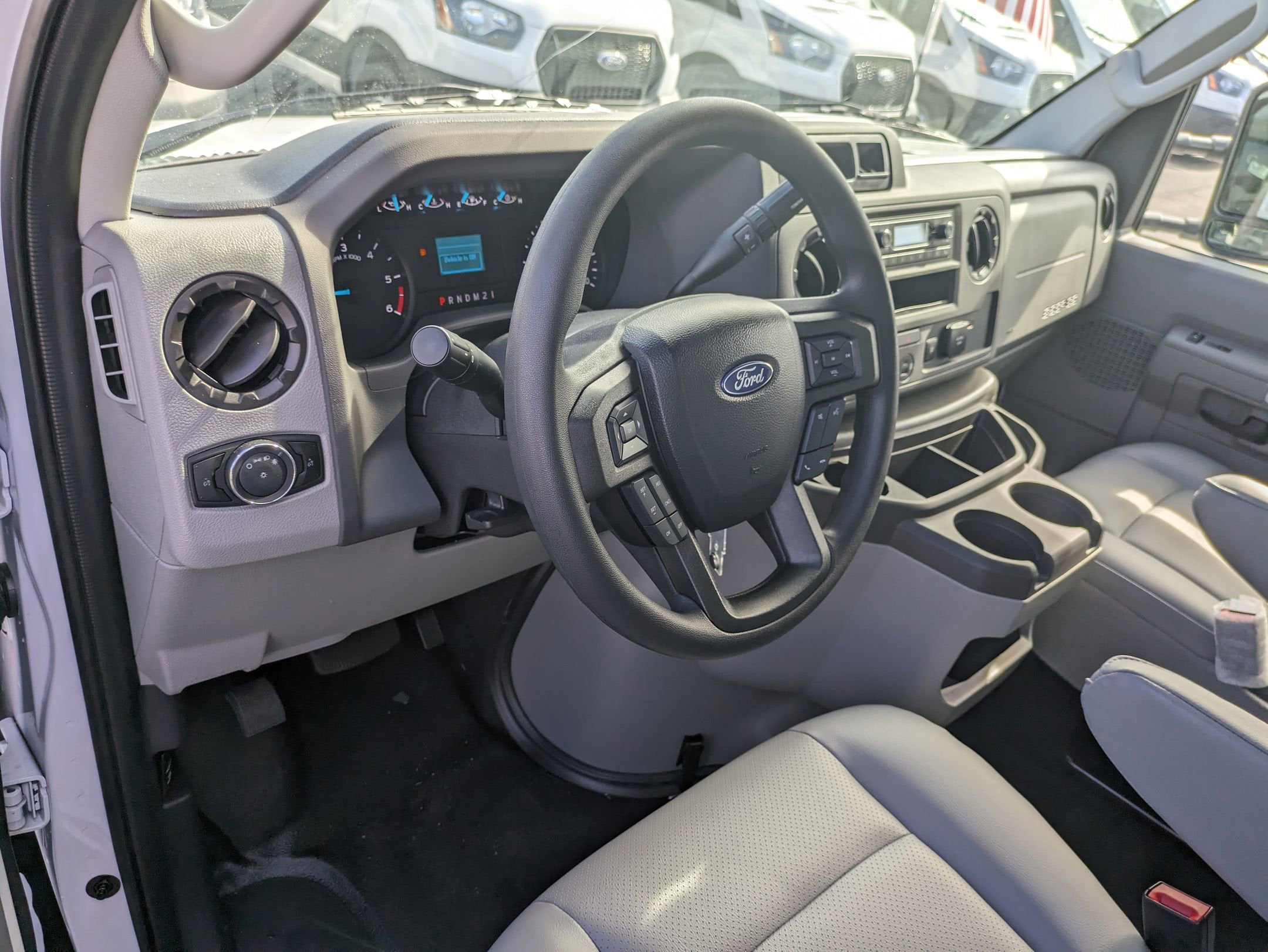 2026 Ford E-Series Cutaway Base