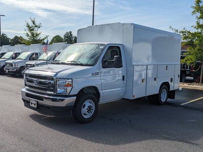 2026 Ford E-Series Cutaway Base