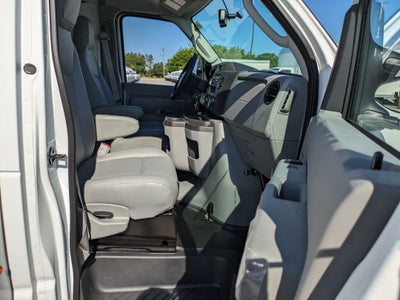 2026 Ford E-Series Cutaway E-350 SRW 138" WB