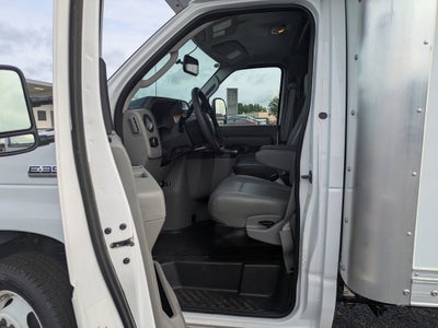 2025 Ford E-Series Cutaway E-350 SRW 138" WB