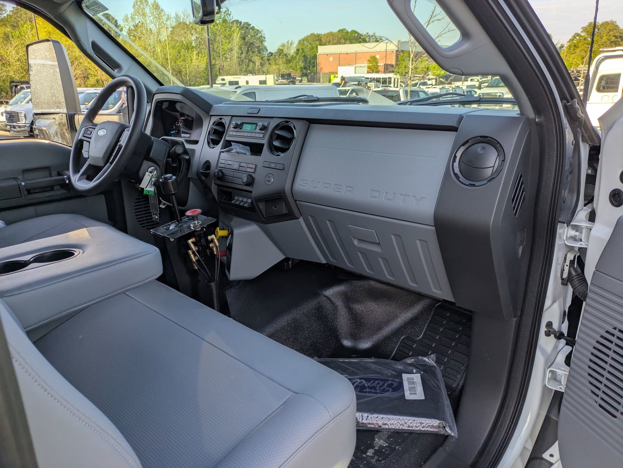 2027 Ford F-750SD Base