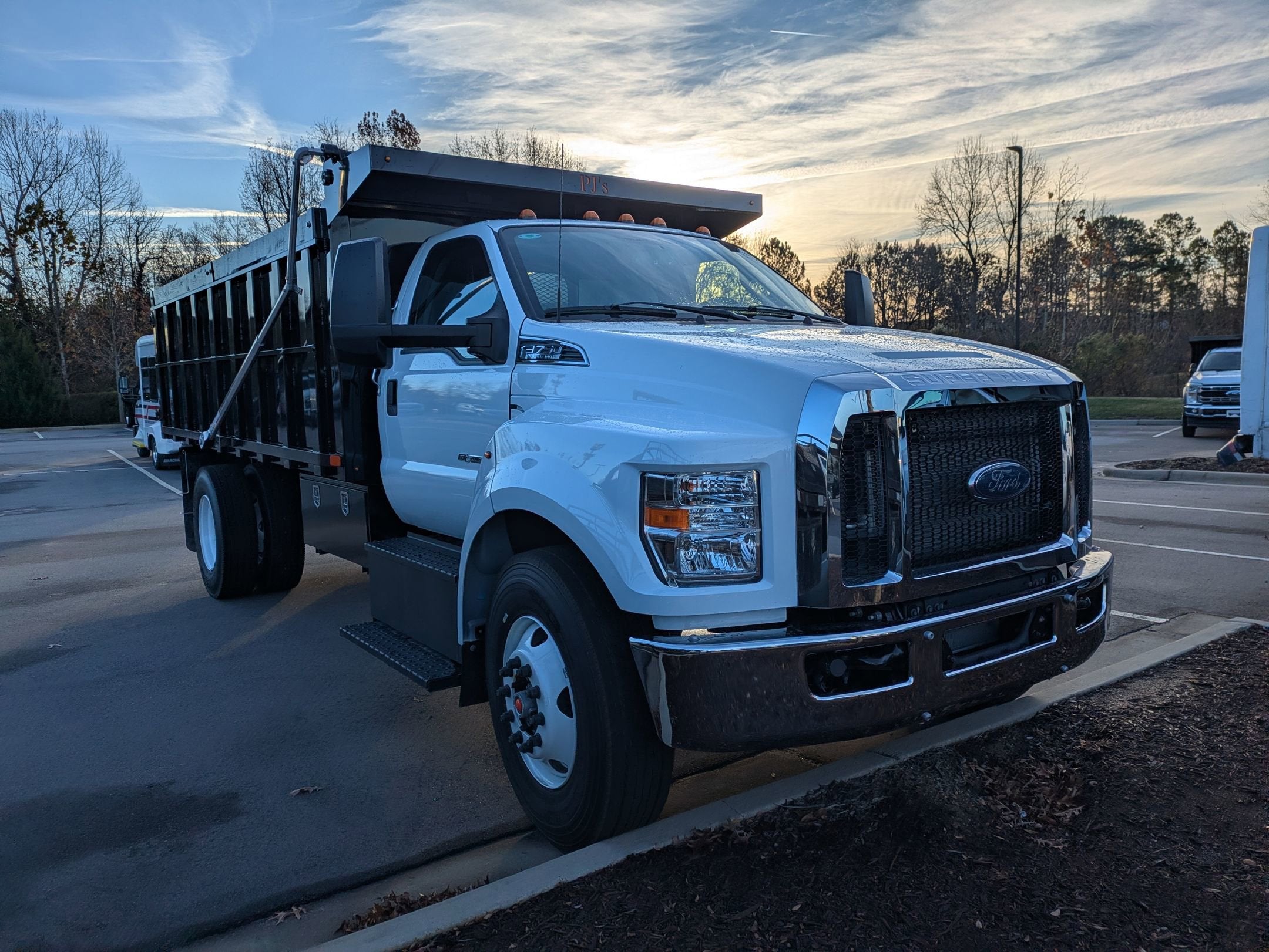 2026 Ford F-750SD Base