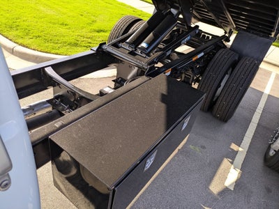 2027 Ford F-750SD Base