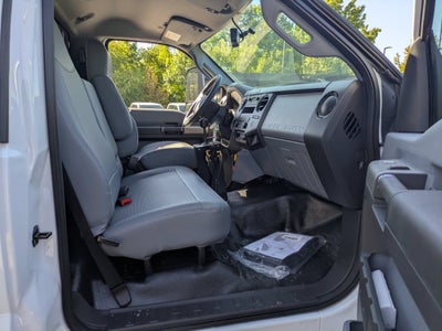 2027 Ford F-750SD Base