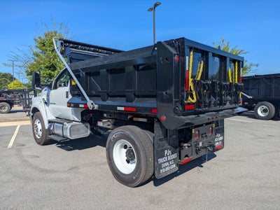 2027 Ford F-750SD Base