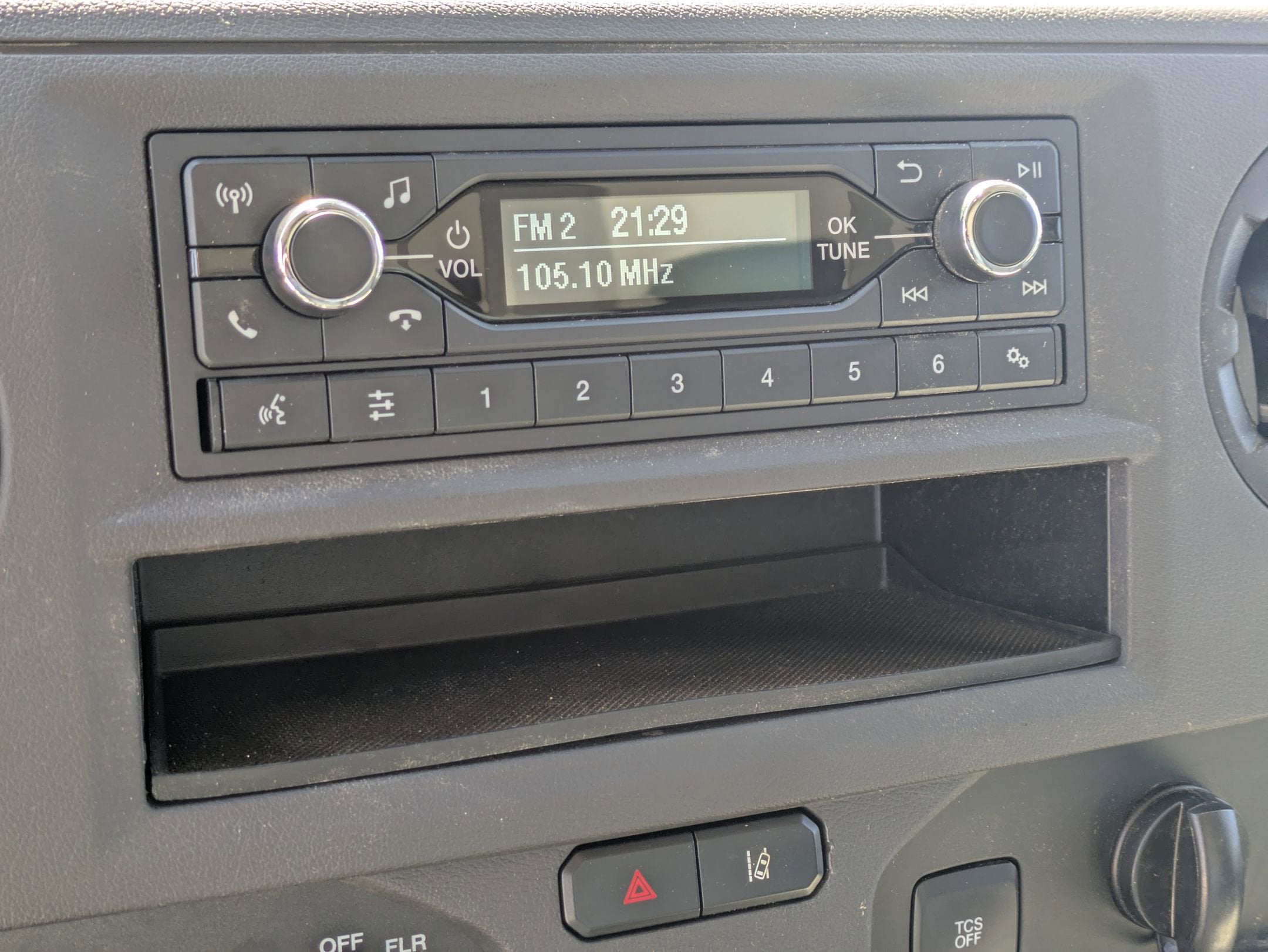 2024 Ford E-Series Cutaway Base