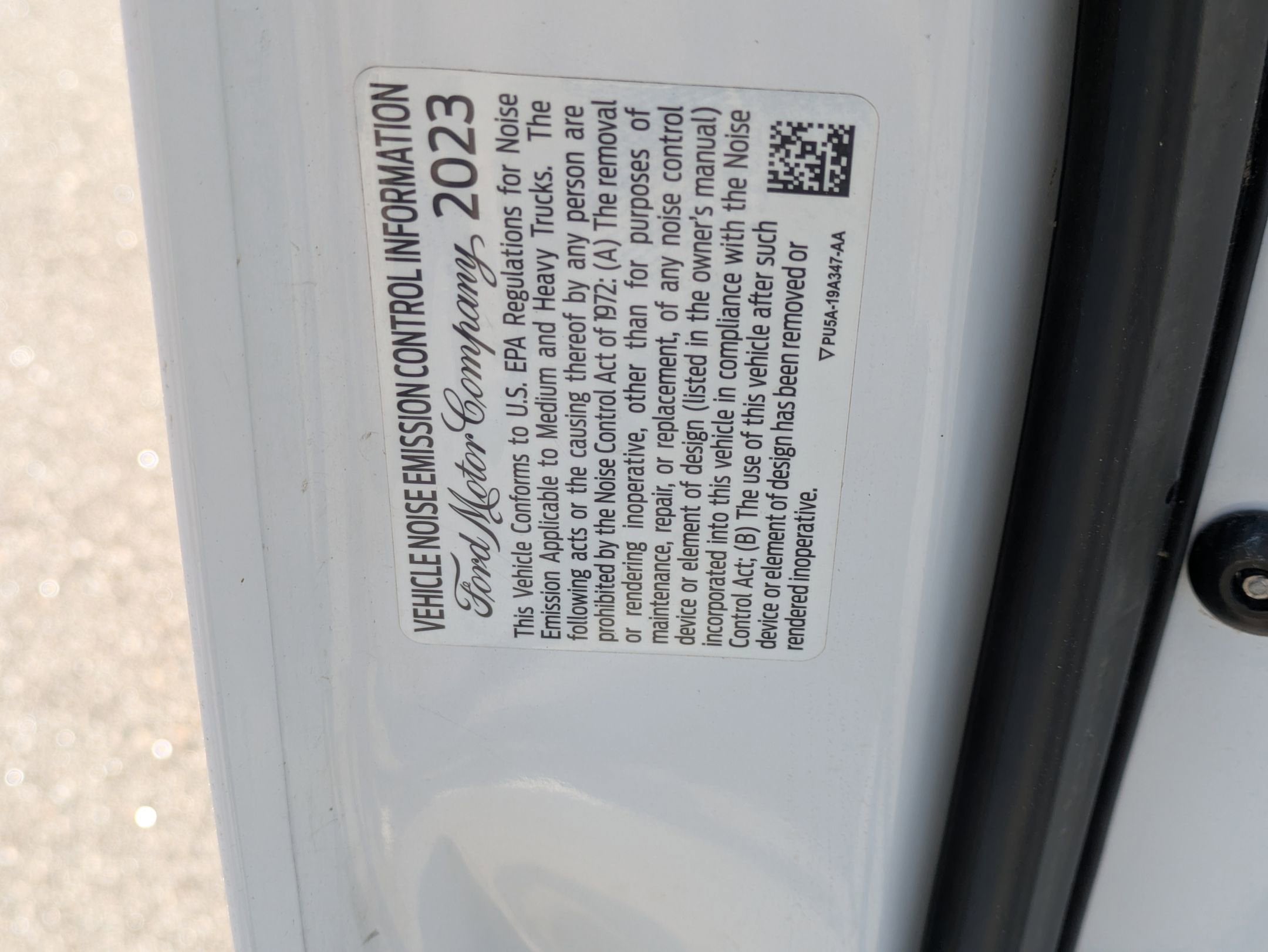 2024 Ford E-Series Cutaway Base