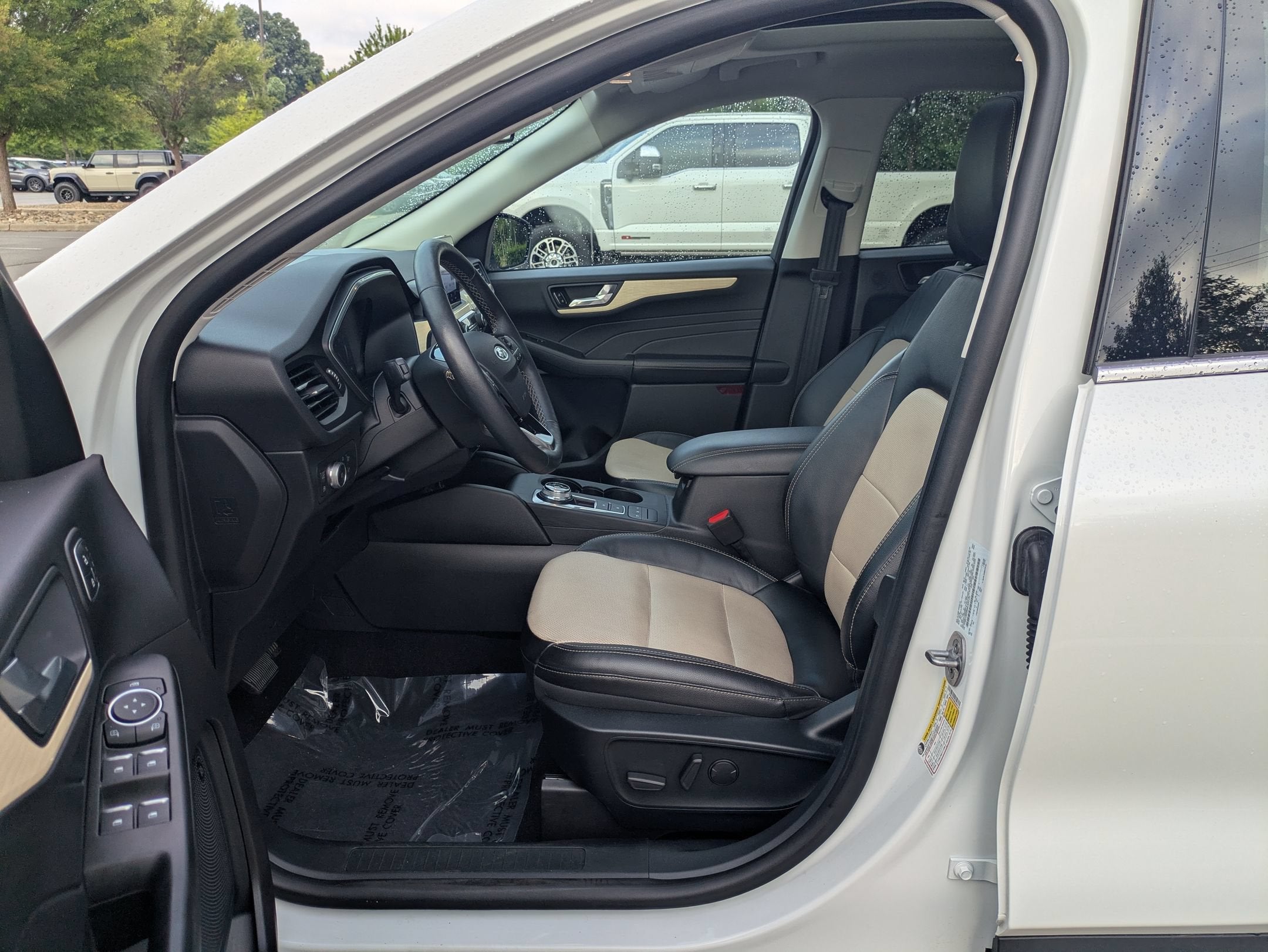 2021 Ford Escape Titanium Hybrid