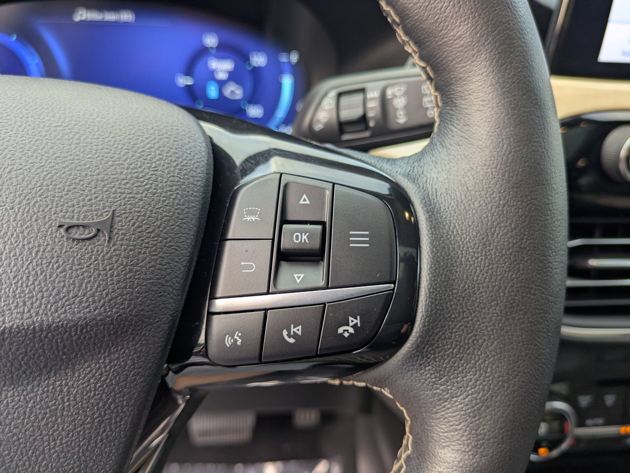 2021 Ford Escape Titanium Hybrid