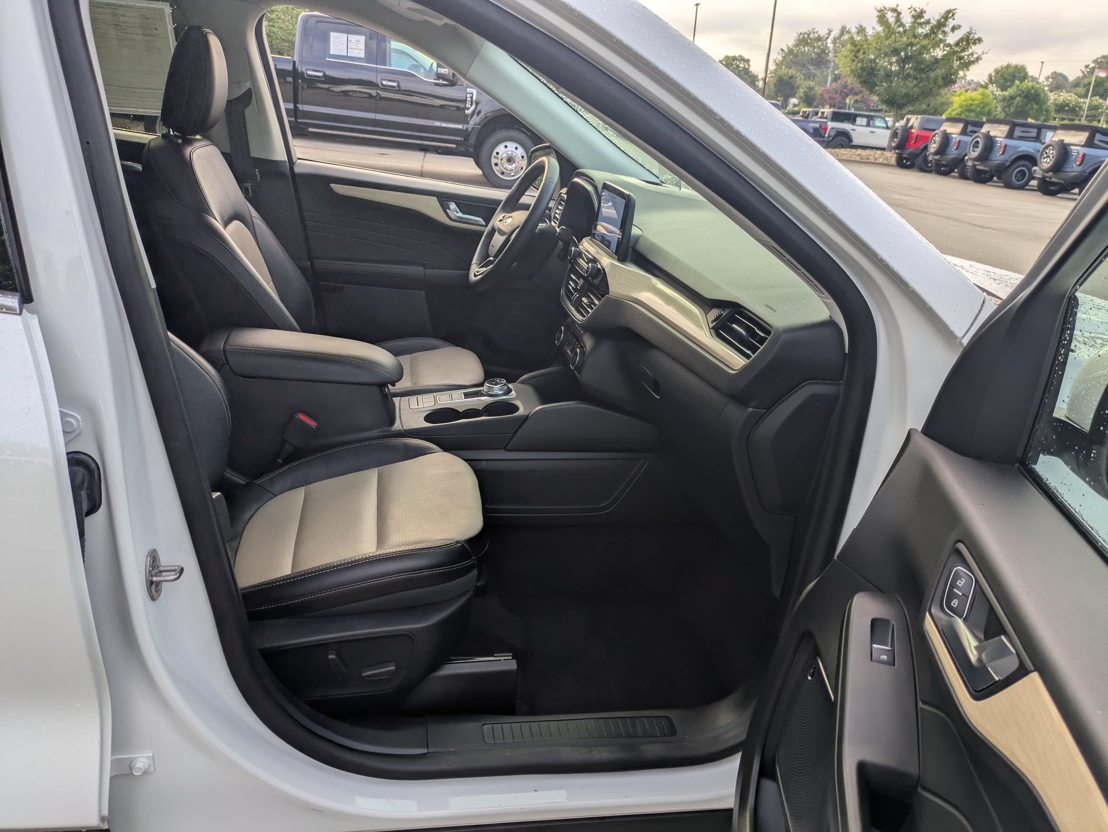 2021 Ford Escape Titanium Hybrid