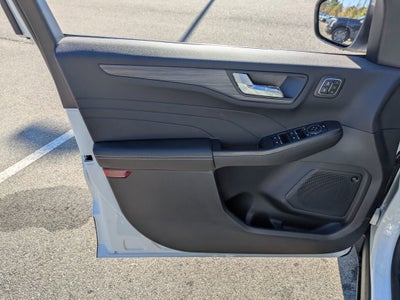 2026 Ford Escape Platinum