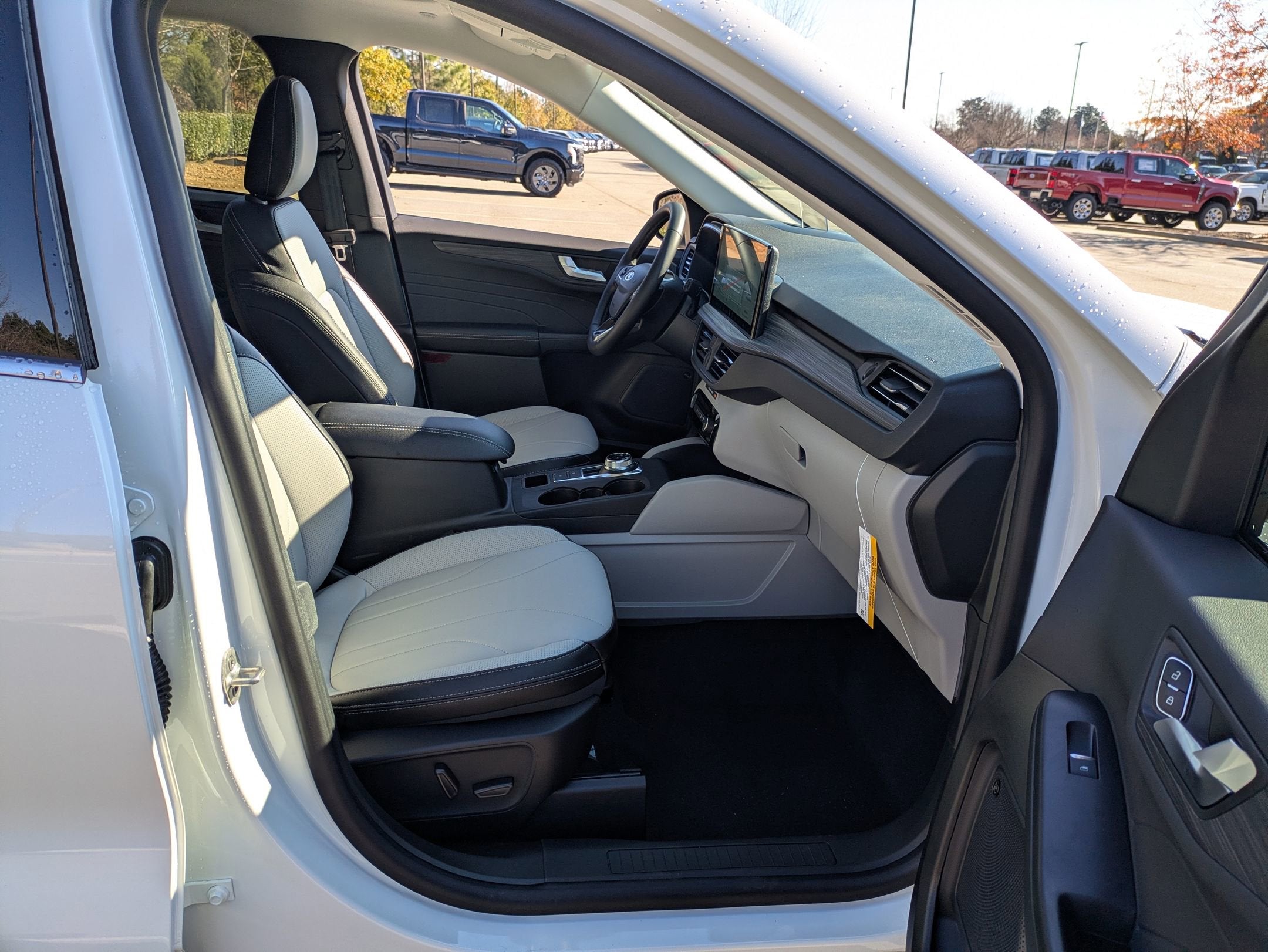 2026 Ford Escape Platinum