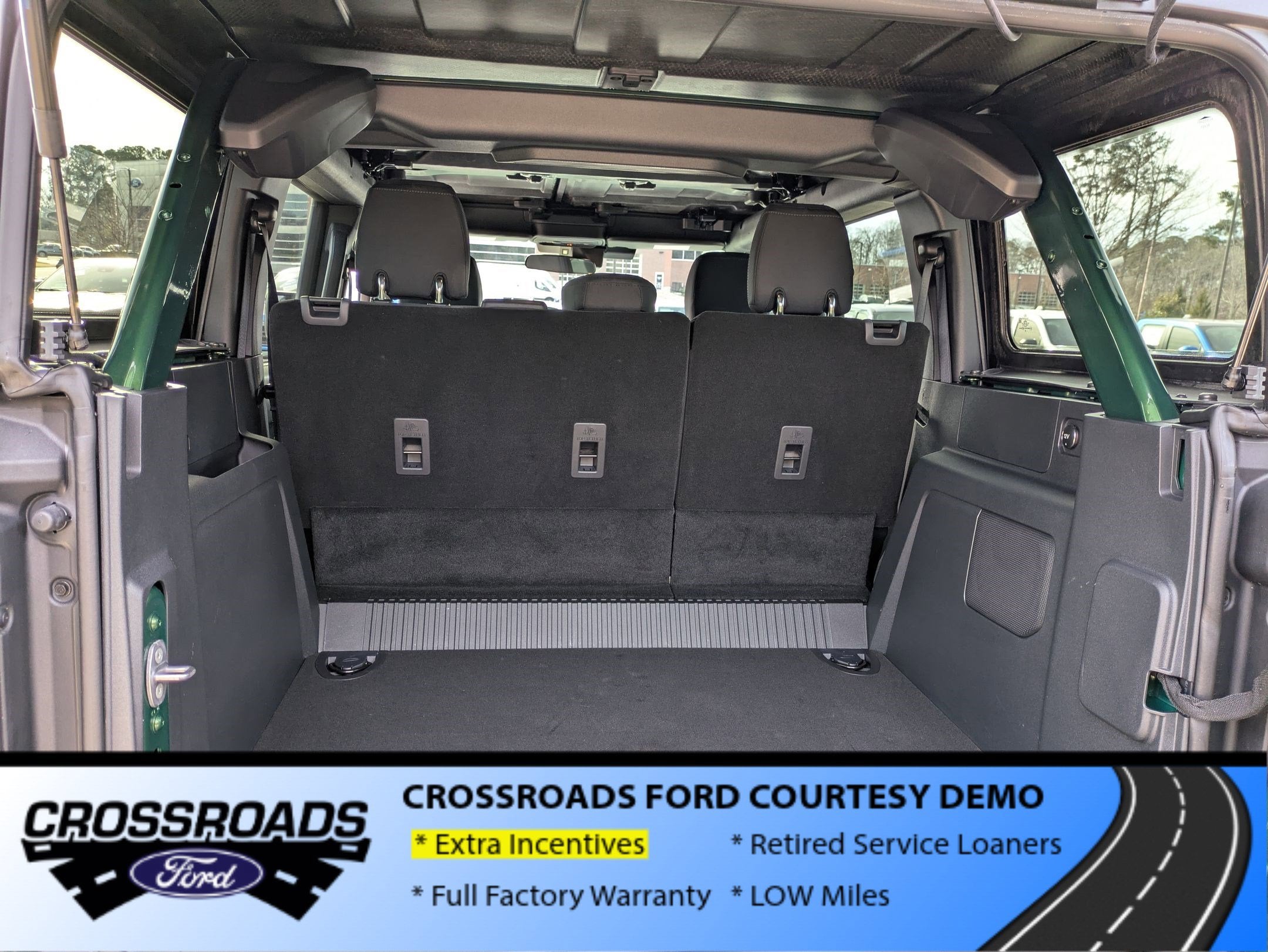 2025 Ford Bronco Base - Crossroads Courtesy Demo