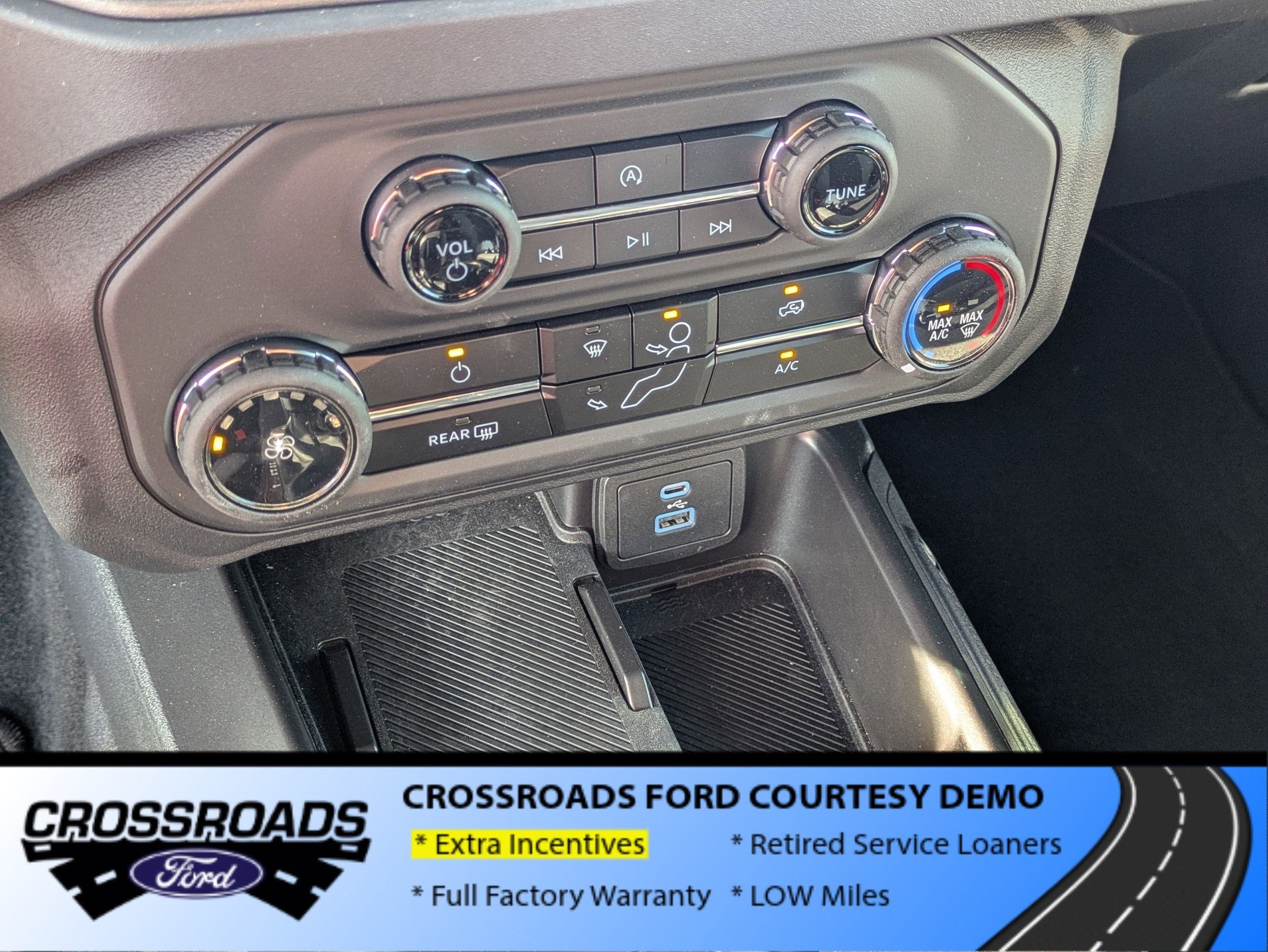 2025 Ford Bronco Base - Crossroads Courtesy Demo