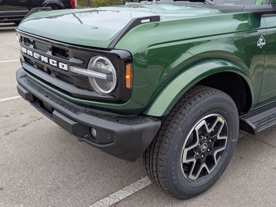 2025 Ford Bronco Outer Banks