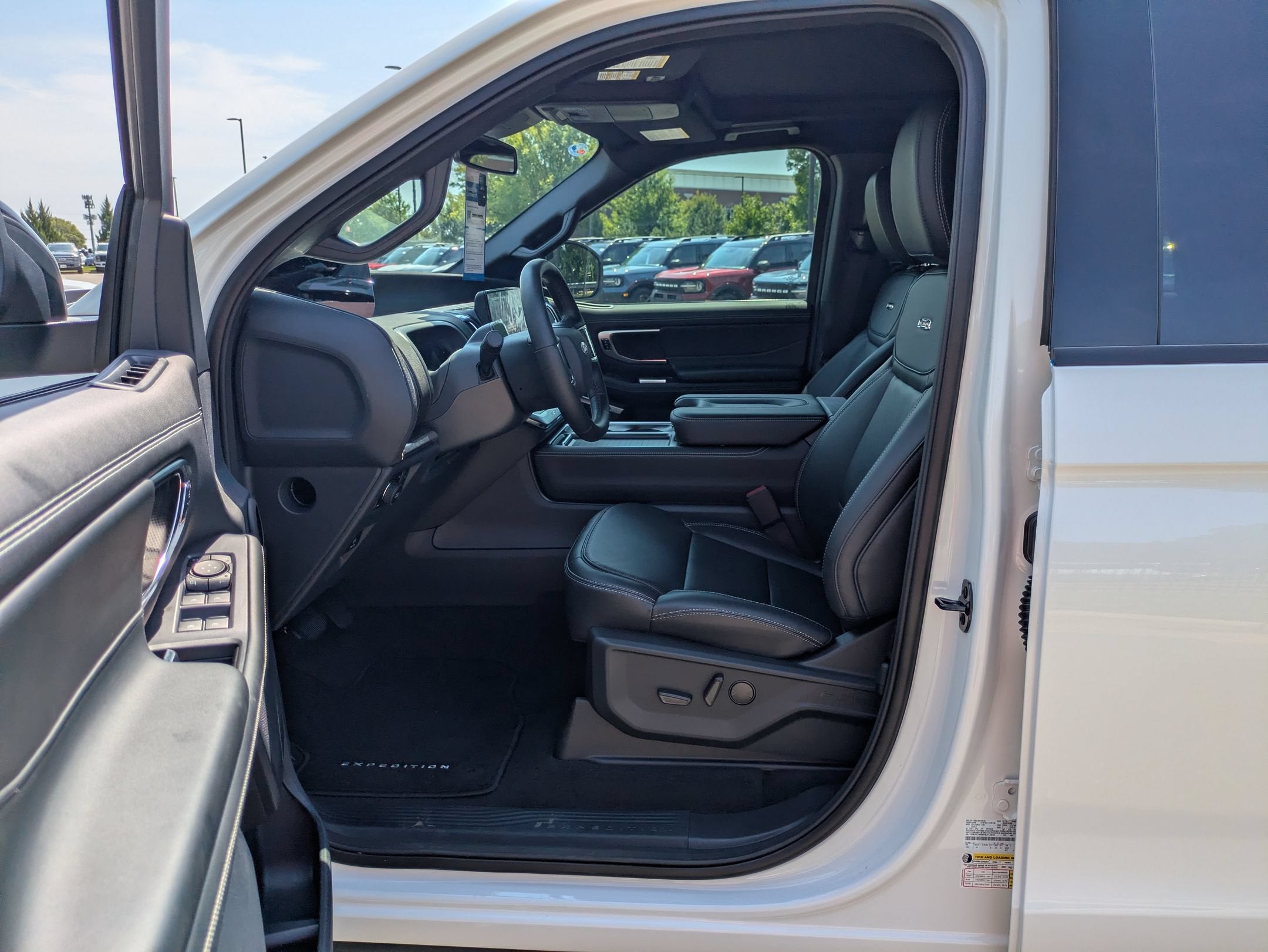 2027 Ford Expedition Max Platinum