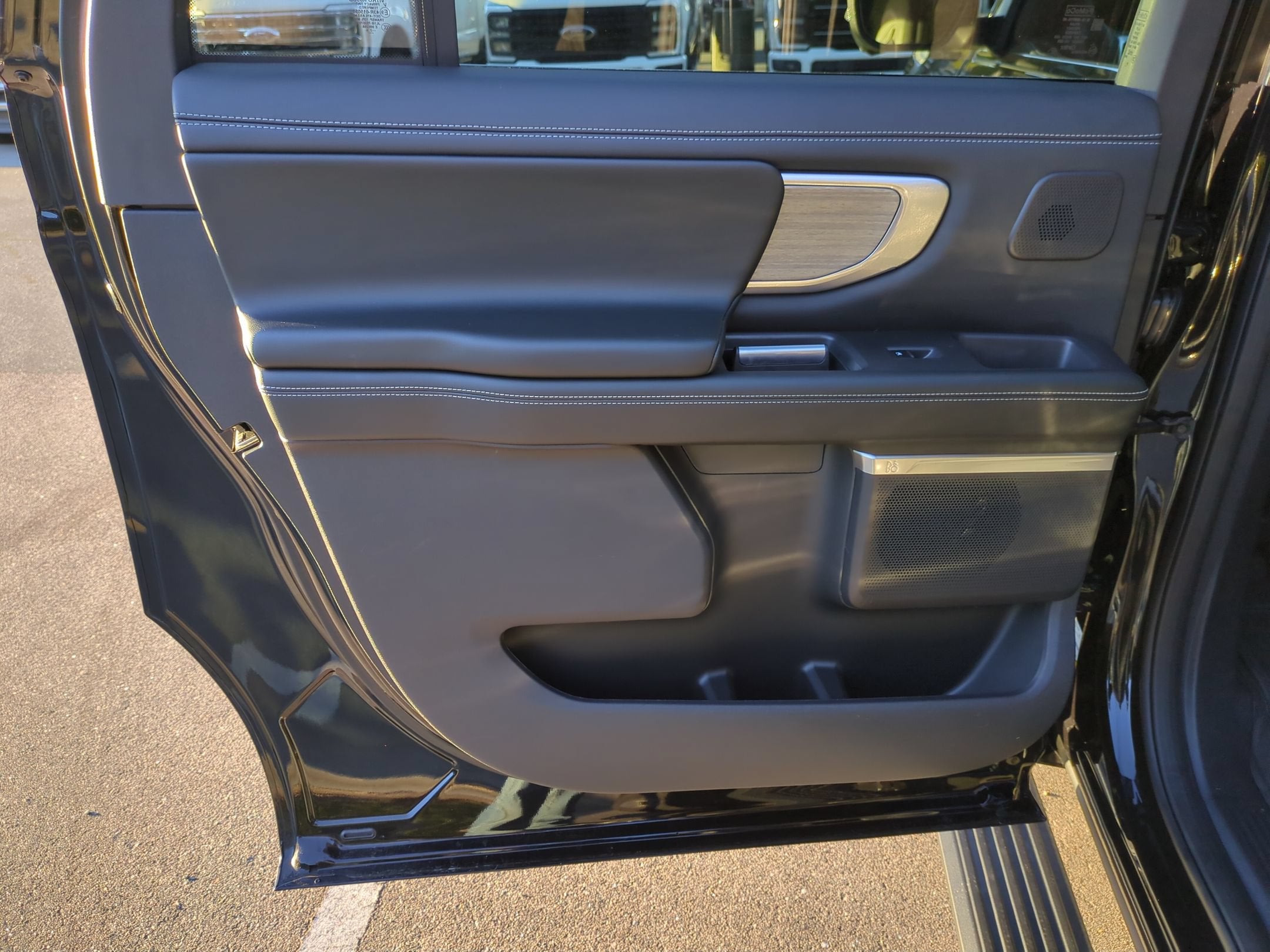 2027 Ford Expedition Max Platinum - Crossroads Courtesy Demo