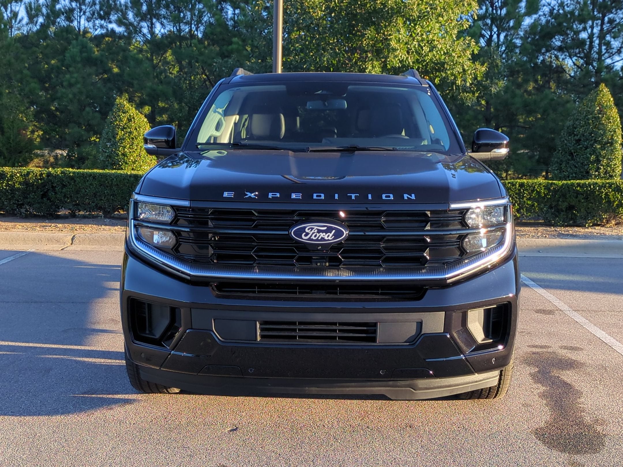 2027 Ford Expedition Max Platinum - Crossroads Courtesy Demo