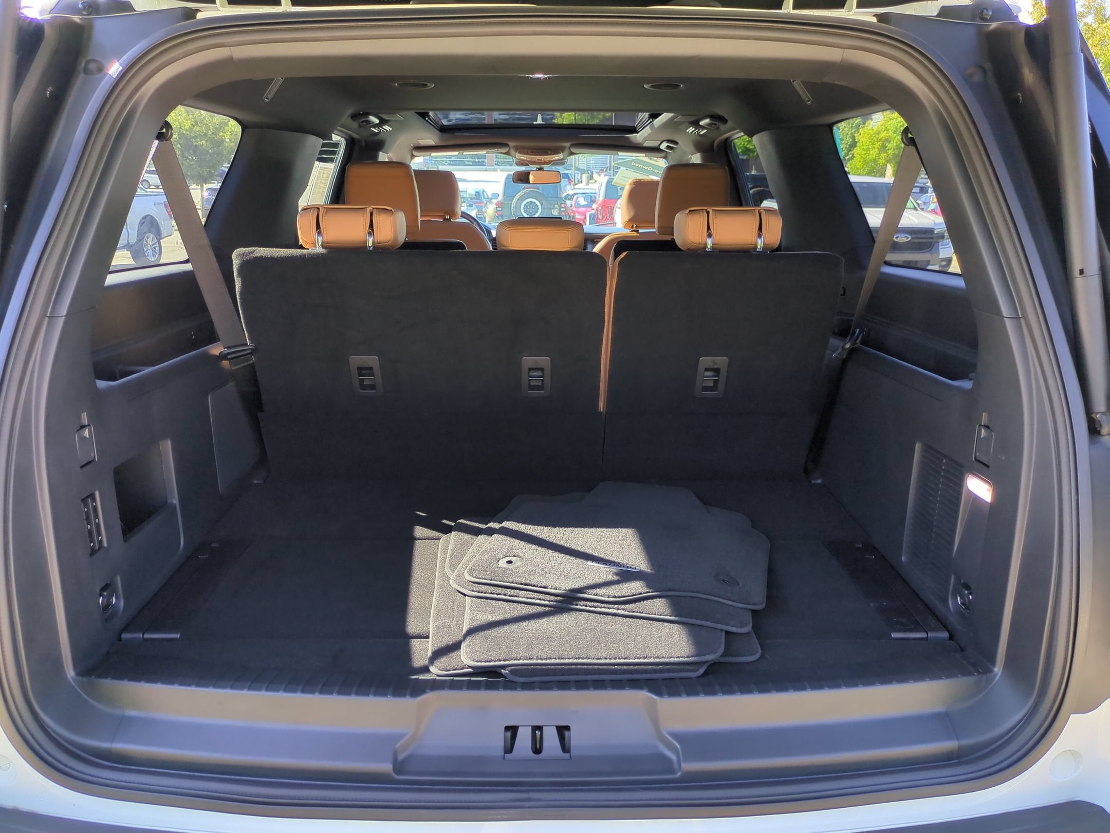 2023 Ford Expedition Max Platinum