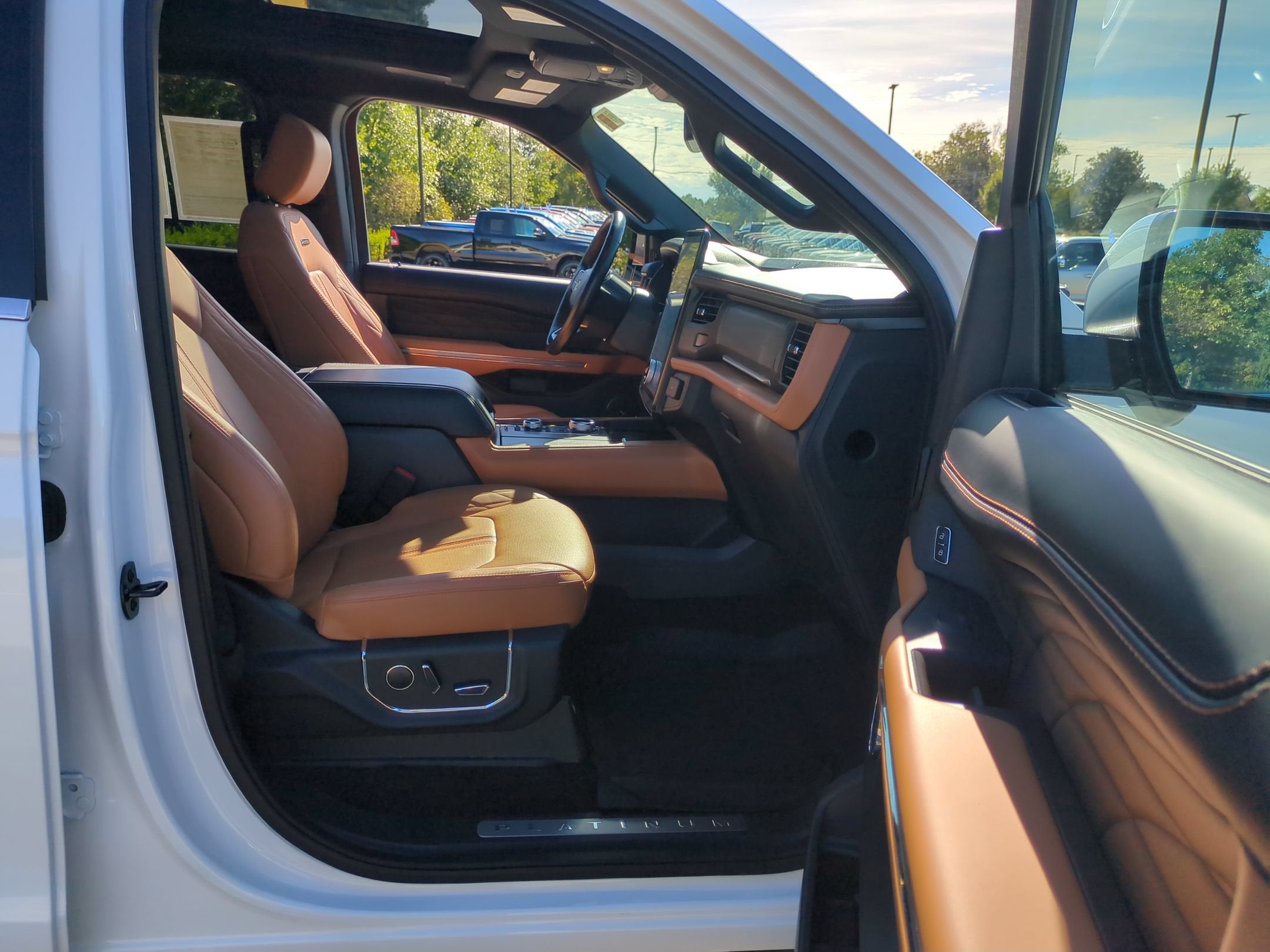 2023 Ford Expedition Max Platinum