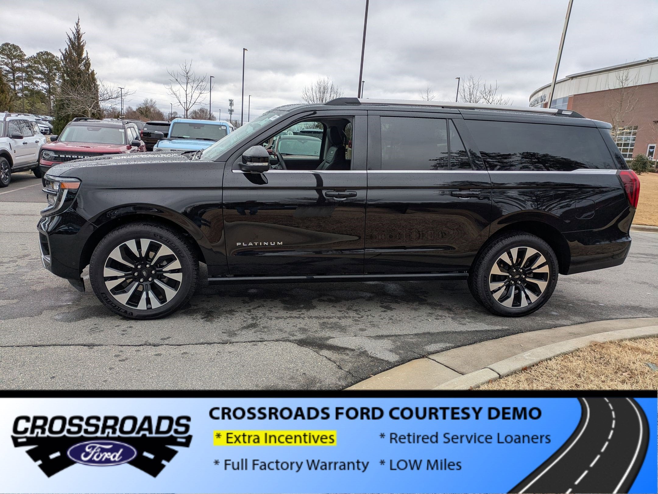 2025 Ford Expedition Max Platinum - Crossroads Courtesy Demo
