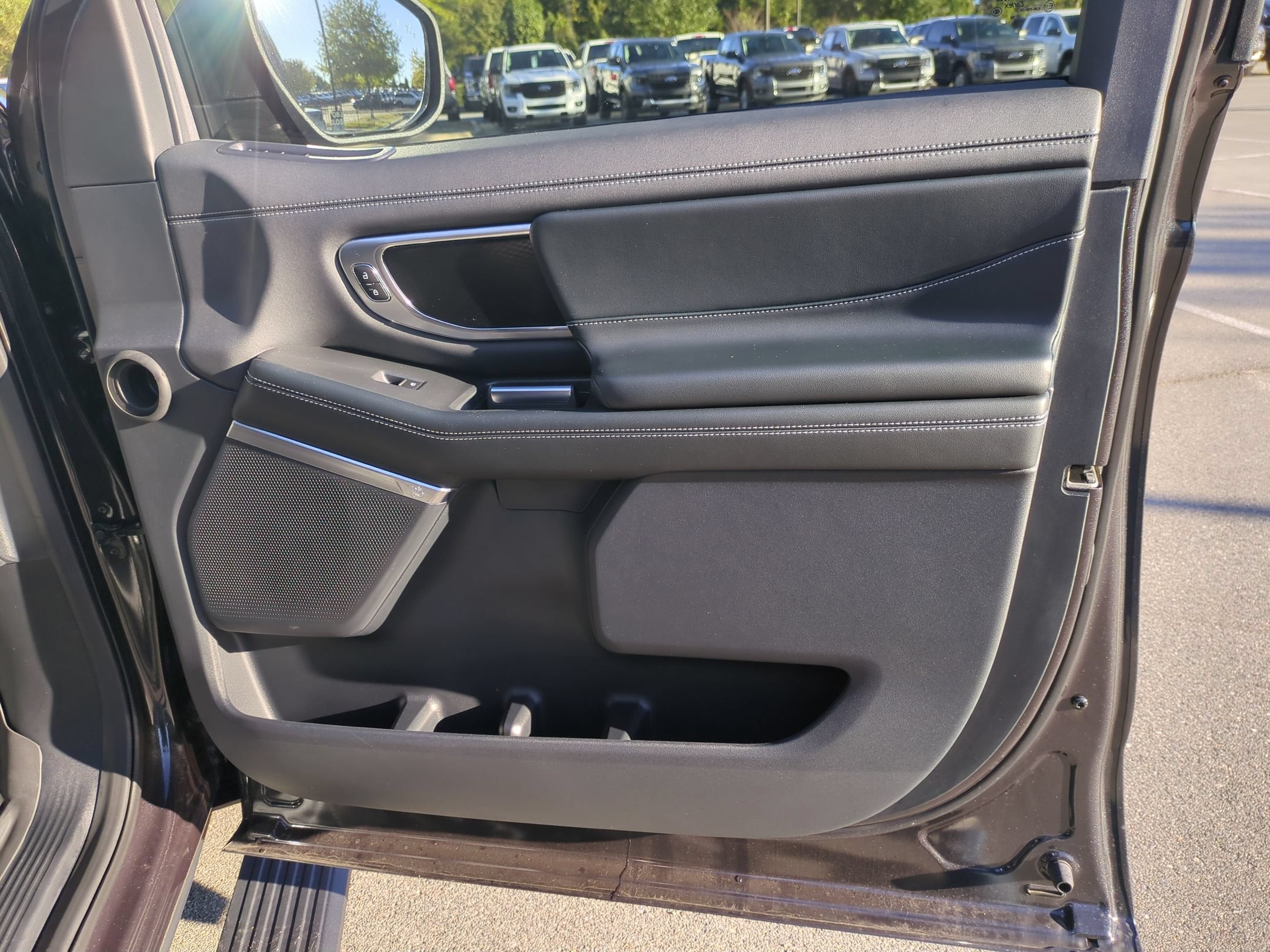 2027 Ford Expedition Max Platinum - Crossroads Courtesy Demo