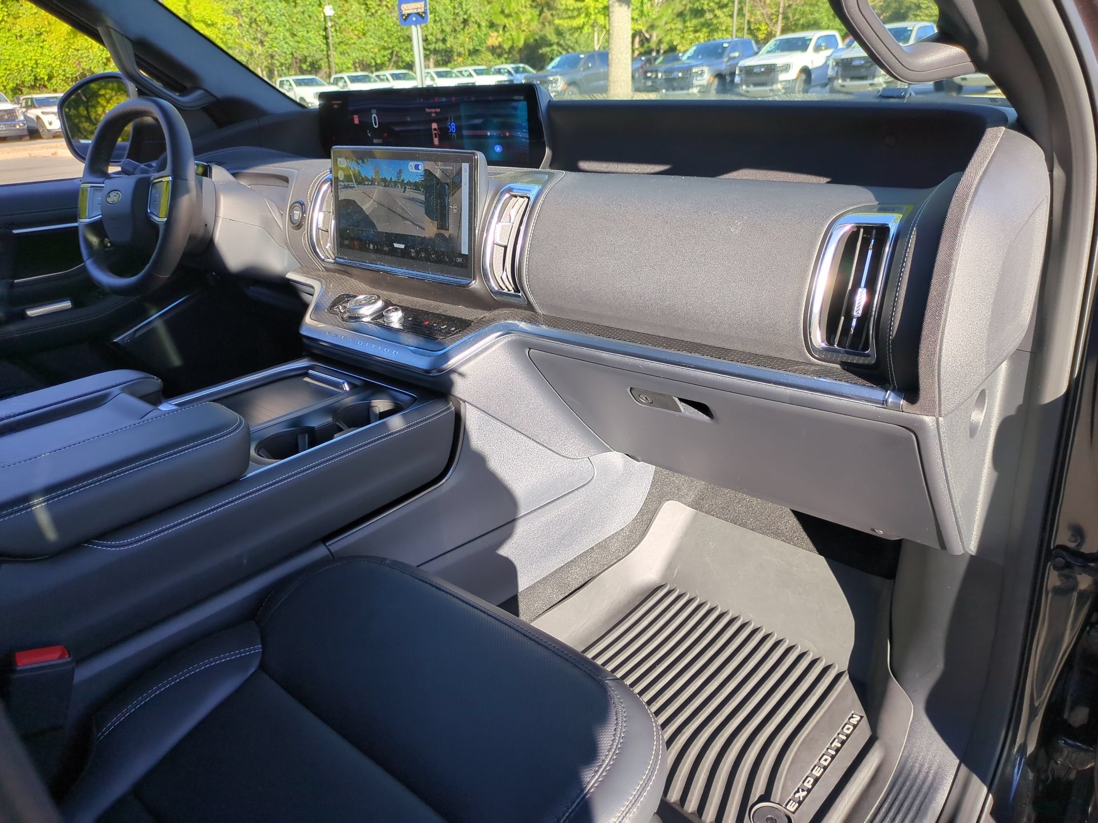 2027 Ford Expedition Max Platinum - Crossroads Courtesy Demo