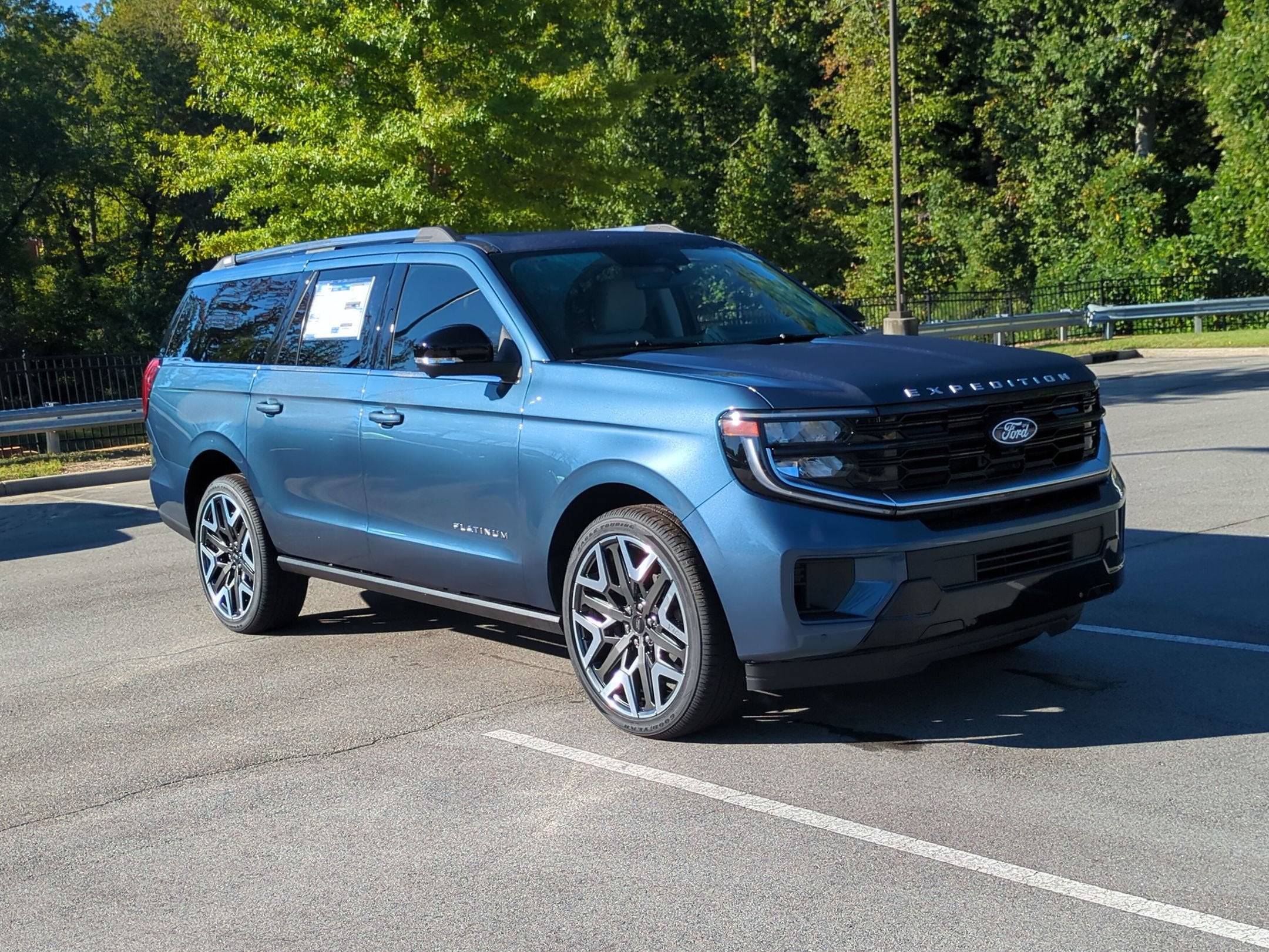 2027 Ford Expedition Max Platinum