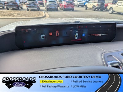 2025 Ford Expedition Max Platinum - Crossroads Courtesy Demo