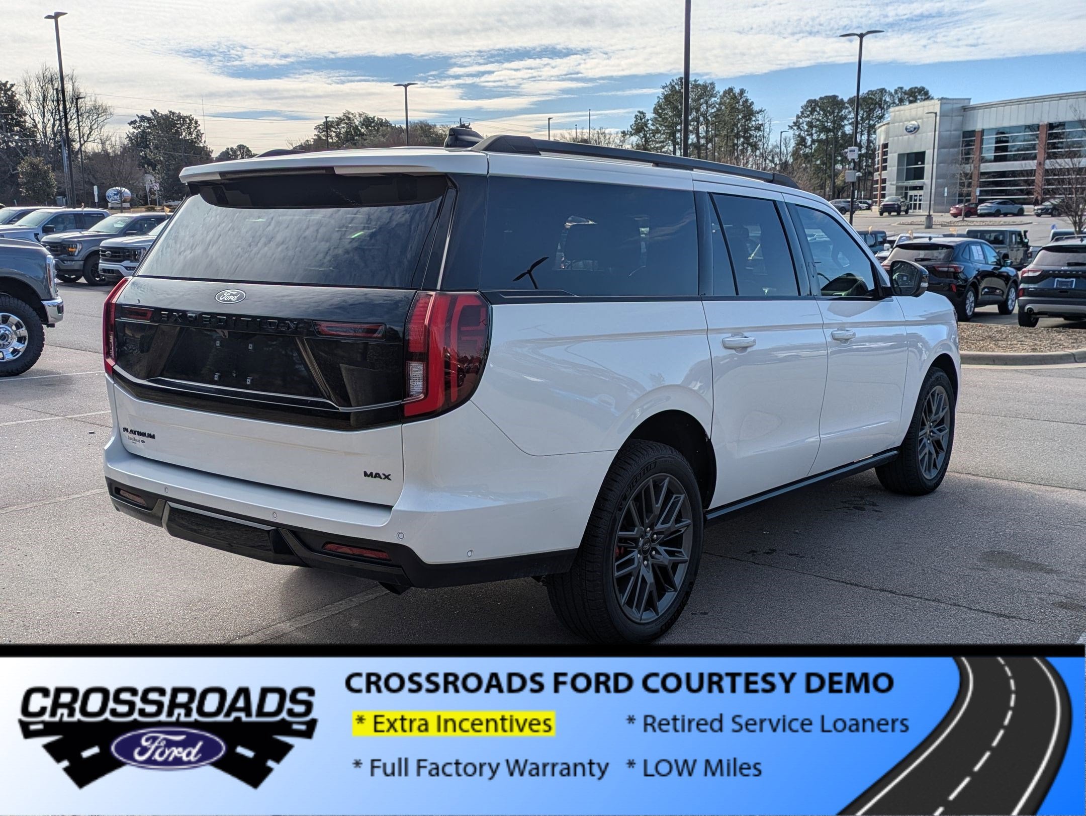 2025 Ford Expedition Max Platinum - Crossroads Courtesy Demo