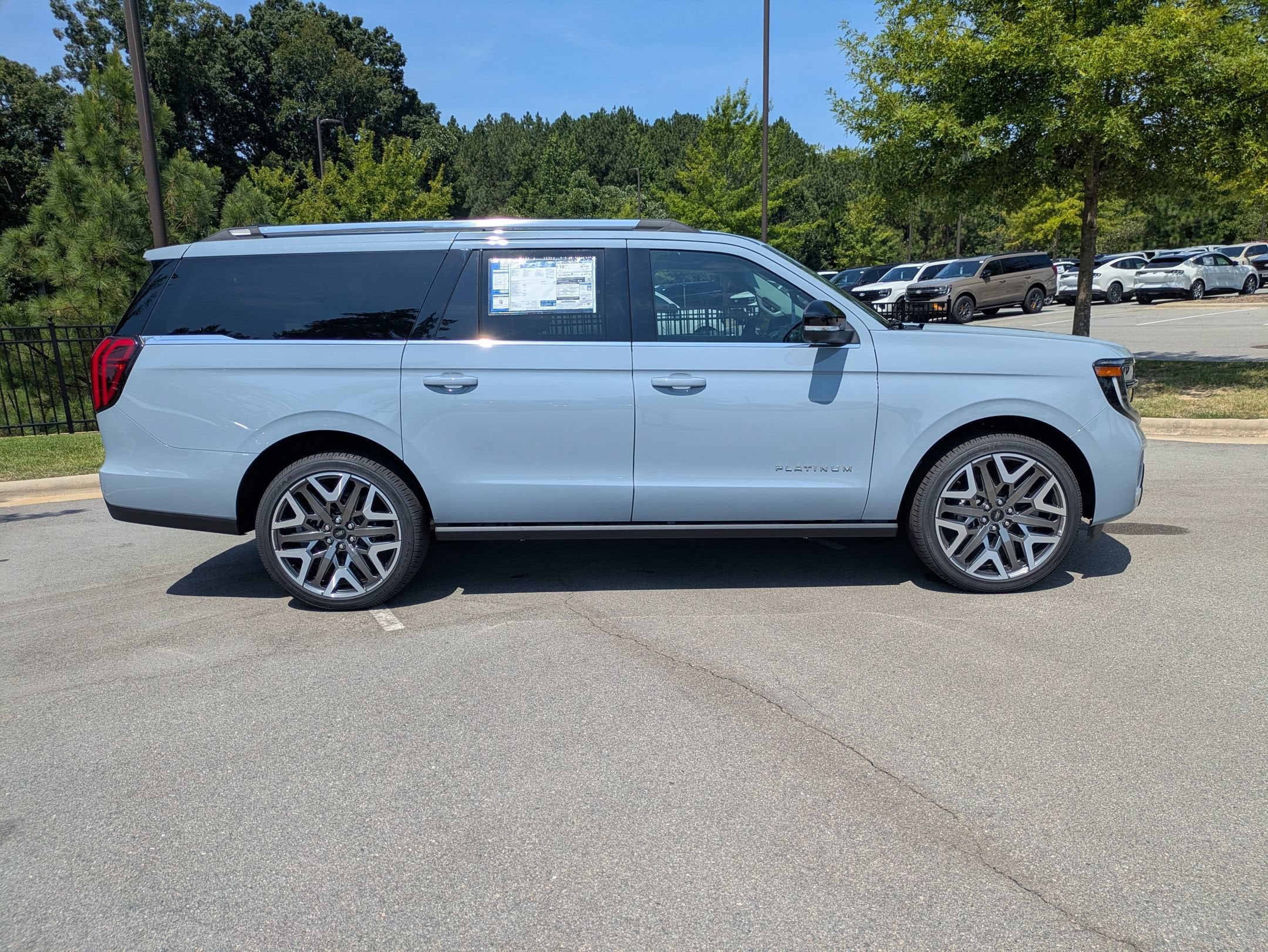 2027 Ford Expedition Max Platinum