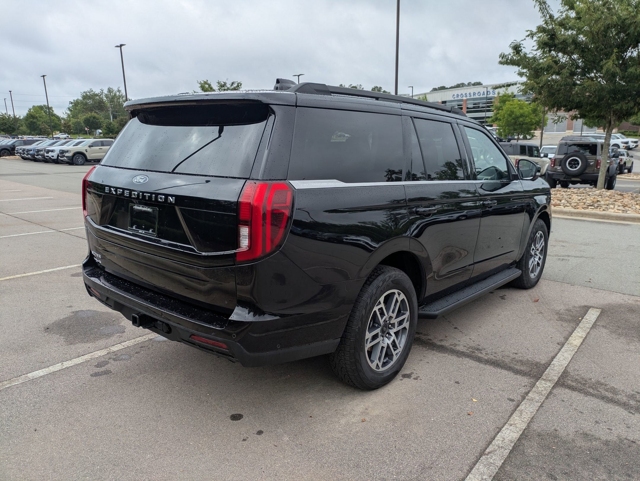 2025 Ford Expedition Active