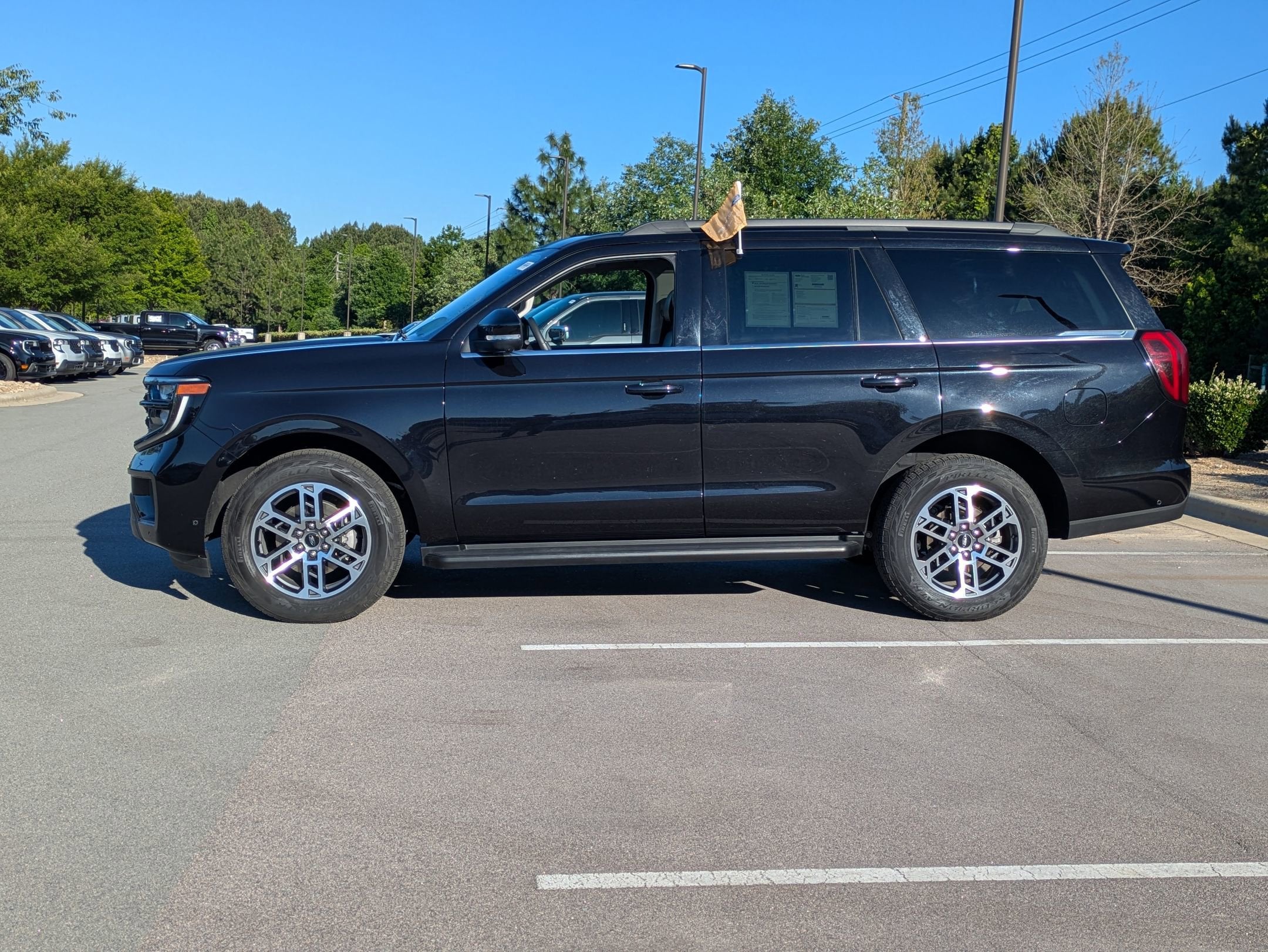 2025 Ford Expedition Active