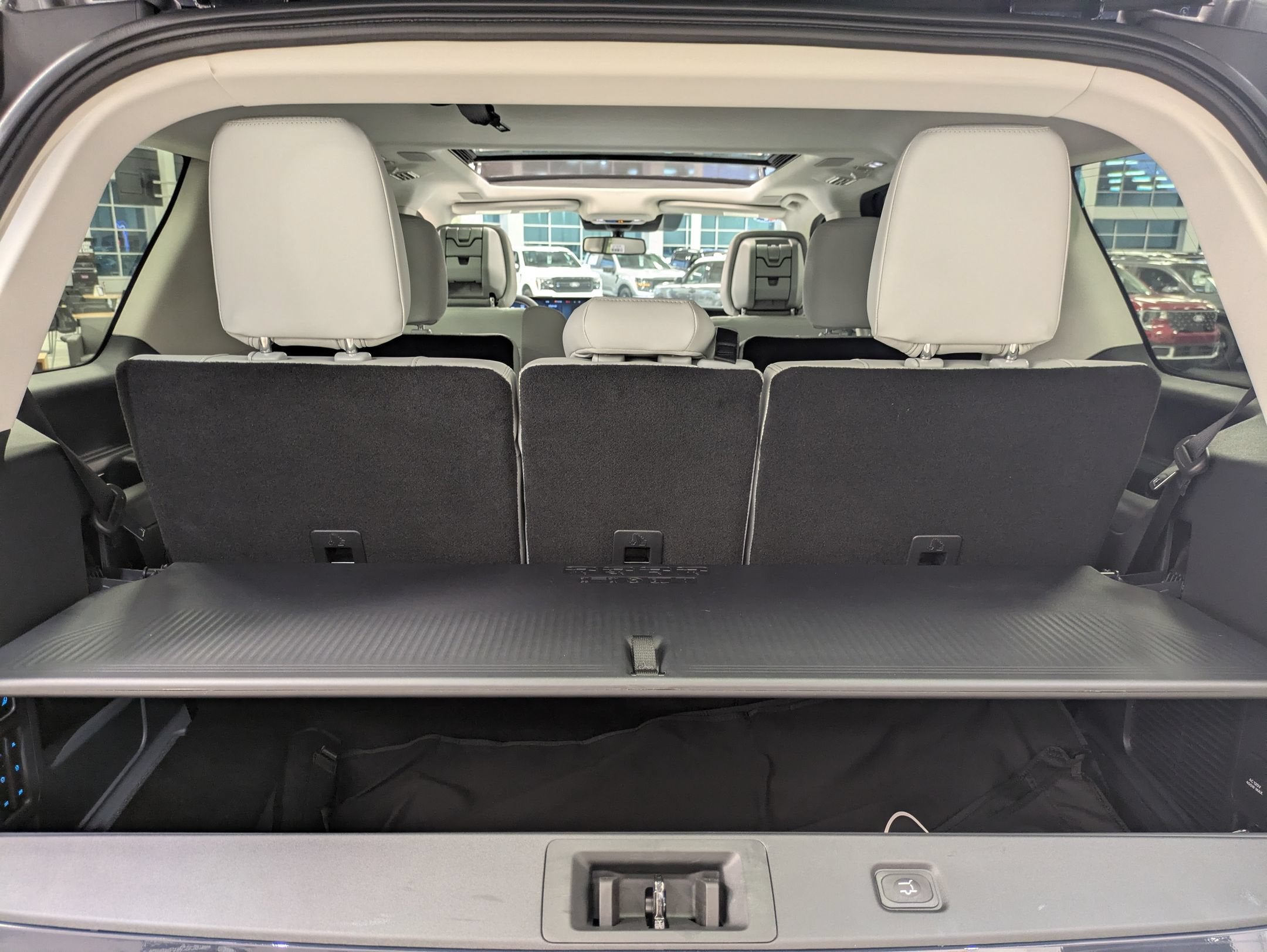 2027 Ford Expedition Platinum