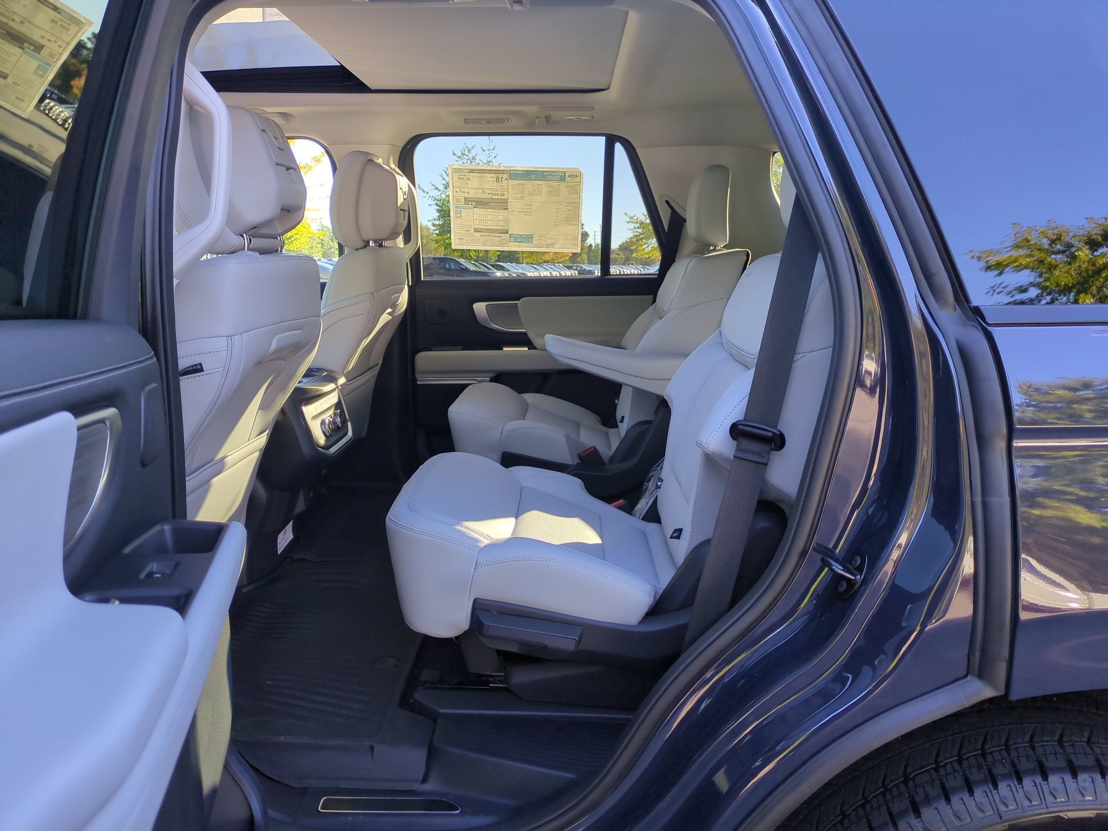 2027 Ford Expedition Platinum