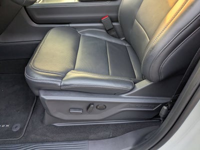 2026 Ford Expedition Platinum - Crossroads Courtesy Demo