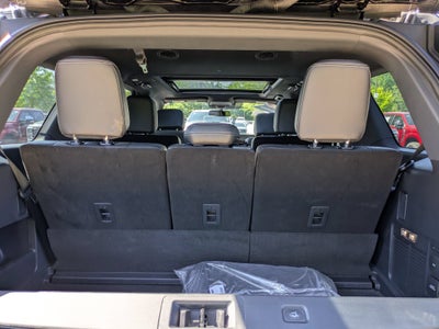 2025 Ford Expedition Platinum