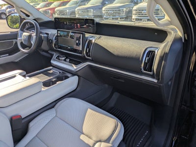 2025 Ford Expedition Platinum