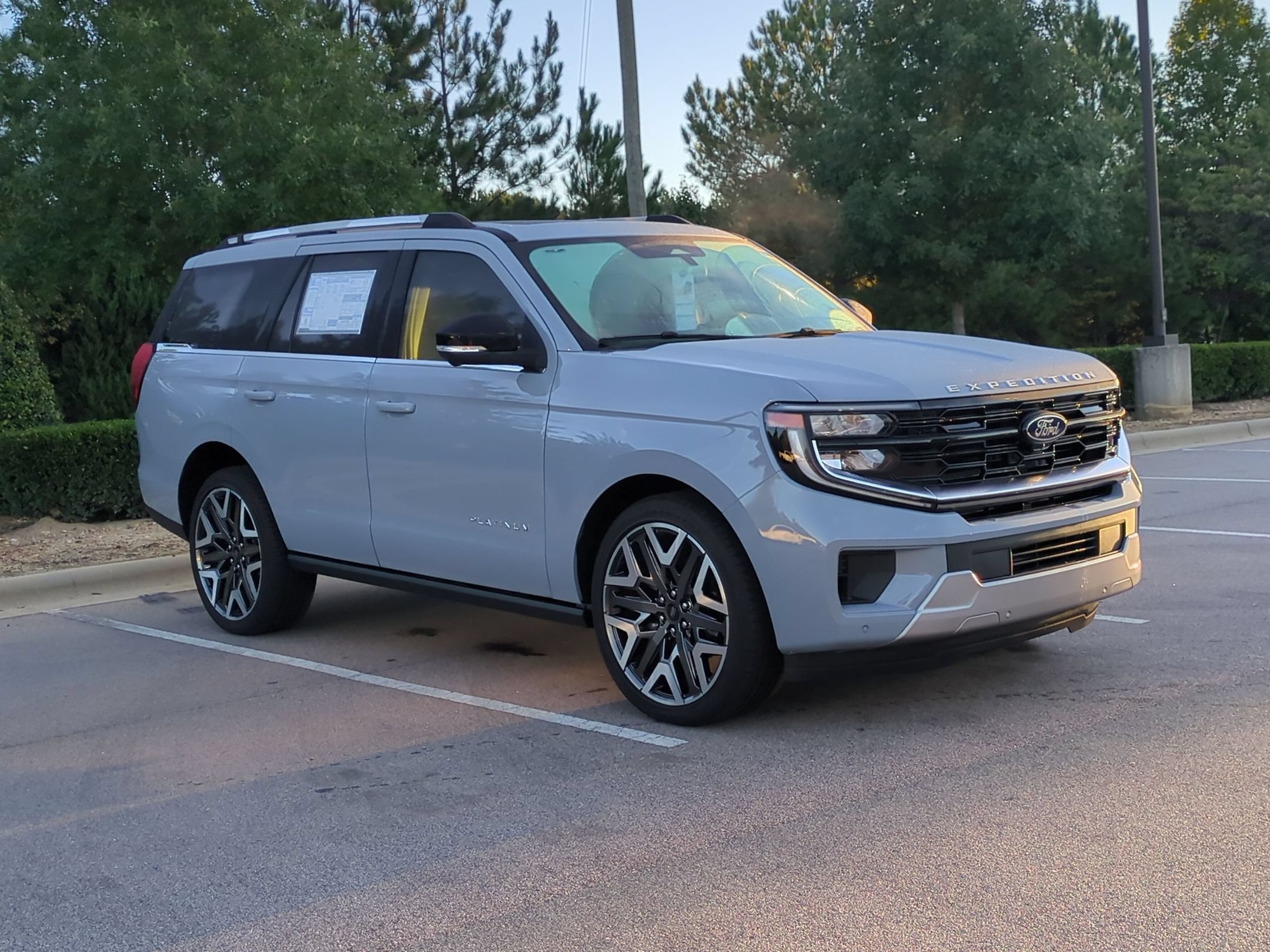 2026 Ford Expedition Platinum - Crossroads Courtesy Demo