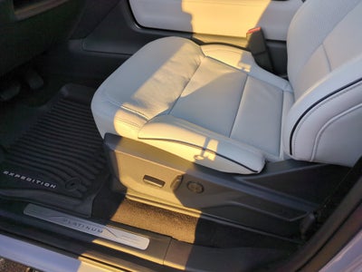 2026 Ford Expedition Platinum - Crossroads Courtesy Demo