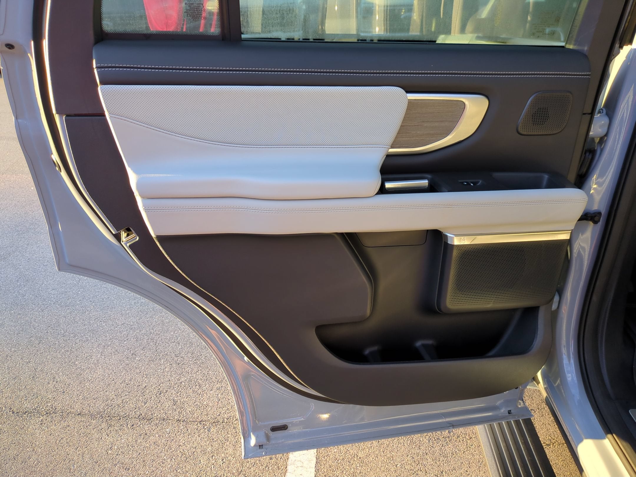 2026 Ford Expedition Platinum - Crossroads Courtesy Demo