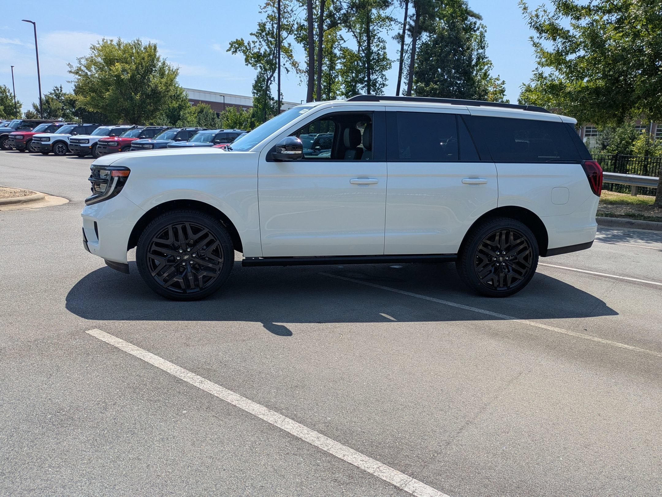 2027 Ford Expedition Platinum