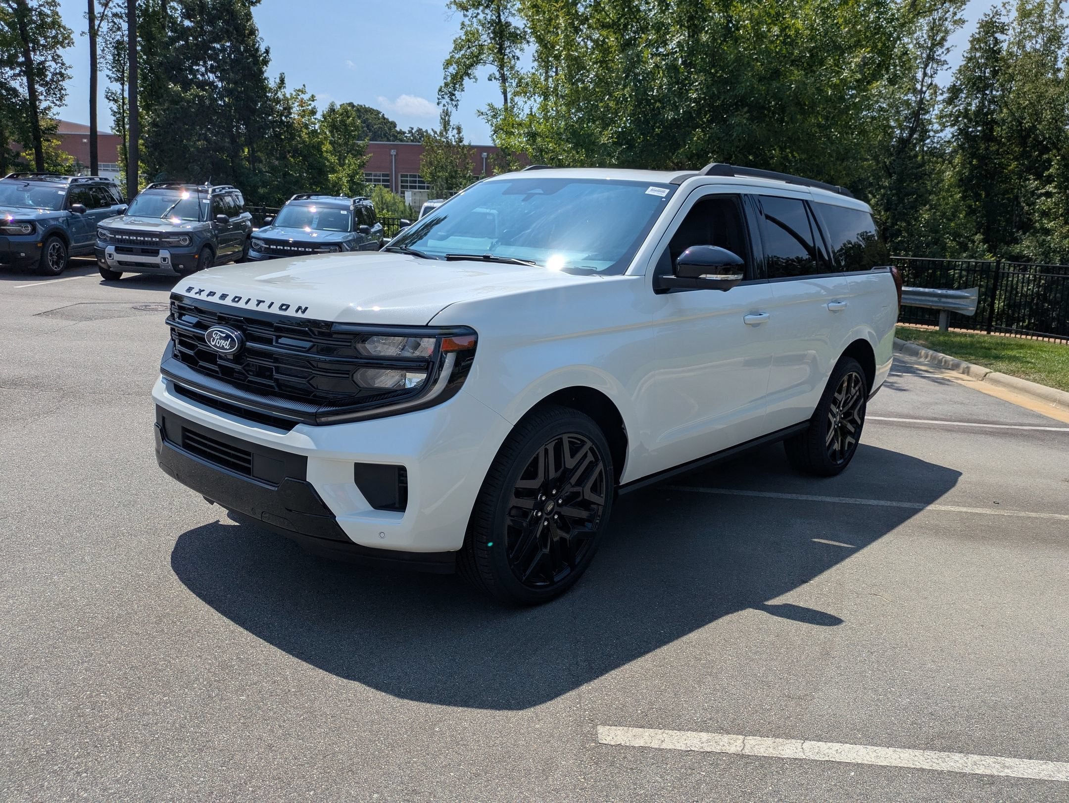 2027 Ford Expedition Platinum