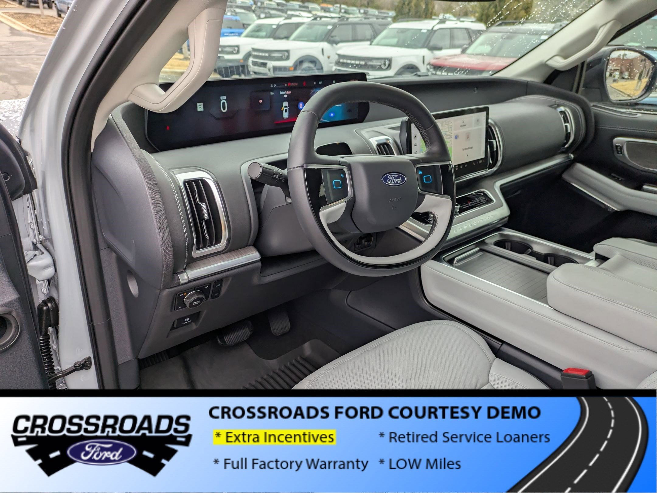 2025 Ford Expedition Platinum - Crossroads Courtesy Demo