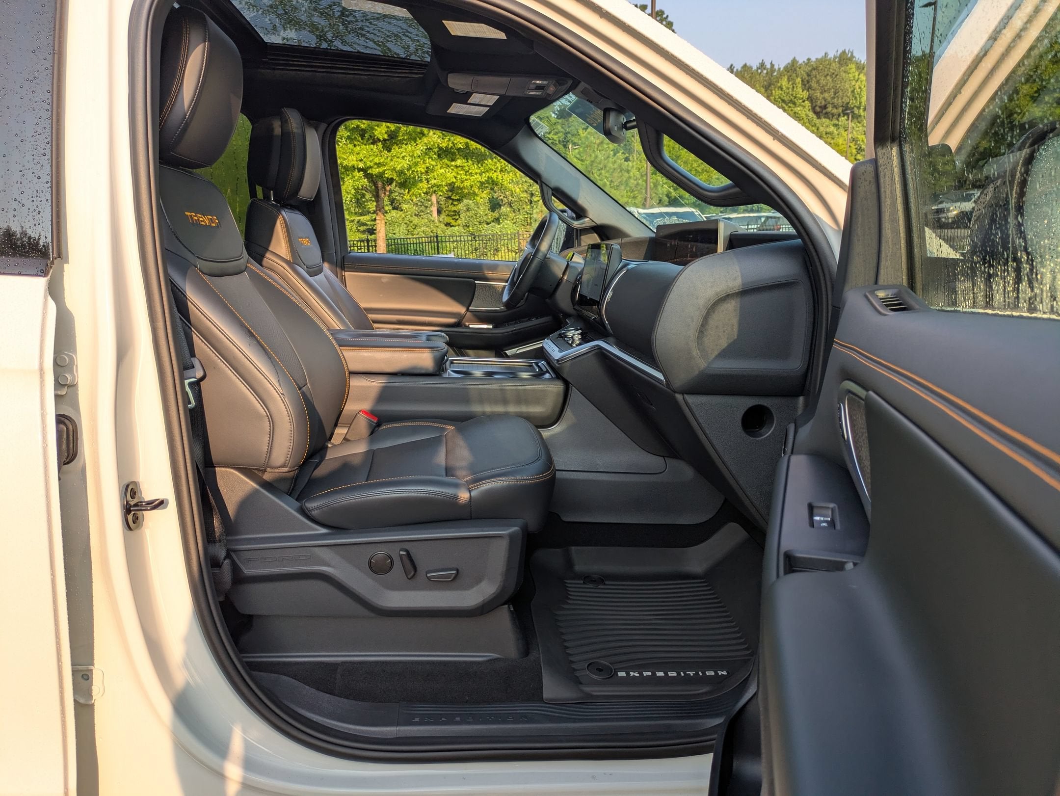 2026 Ford Expedition Tremor - Crossroads Courtesy Demo